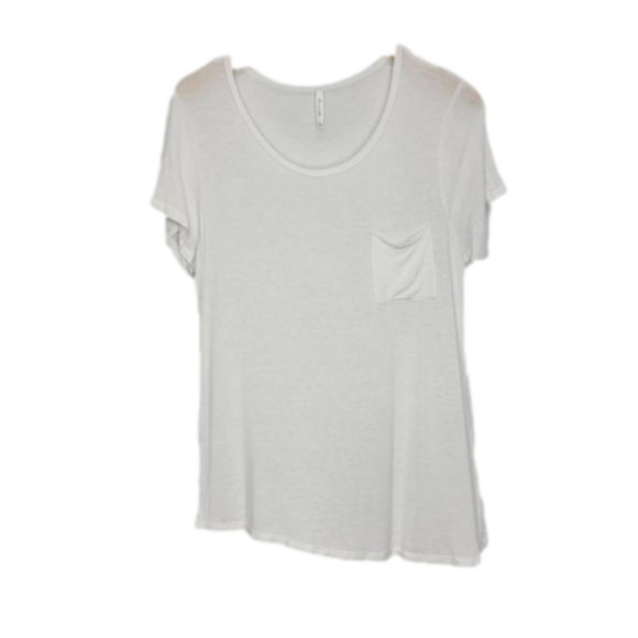 Active USA White Scoop Neck Short Sleeve Shirt - Picture 1 of 13
